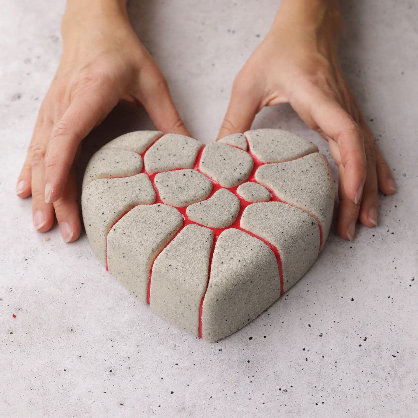 KINTSUGI HEART CAKE Silicone Mould, HM129
