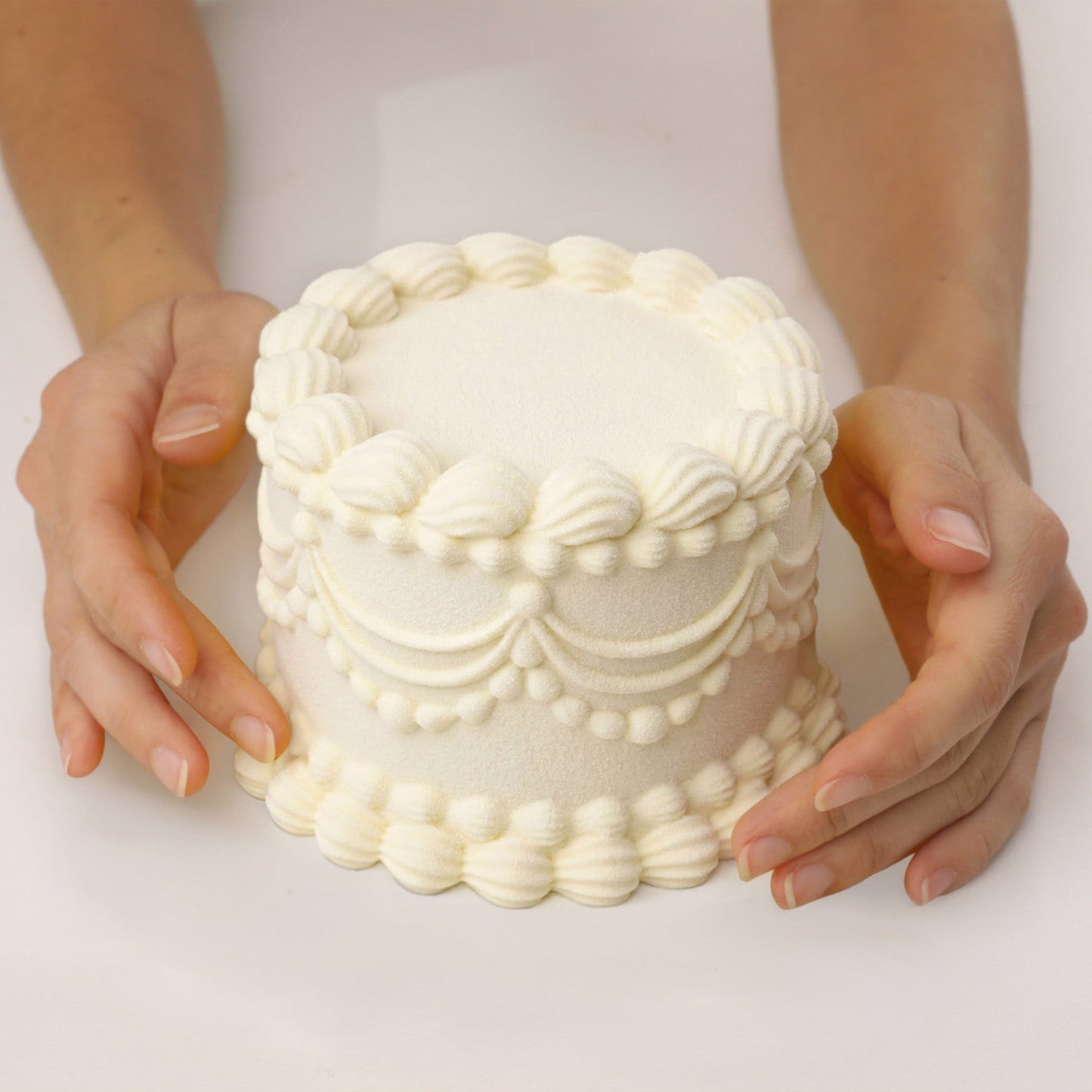 Lambeth Cake 1000 Silicone Mould, HM248