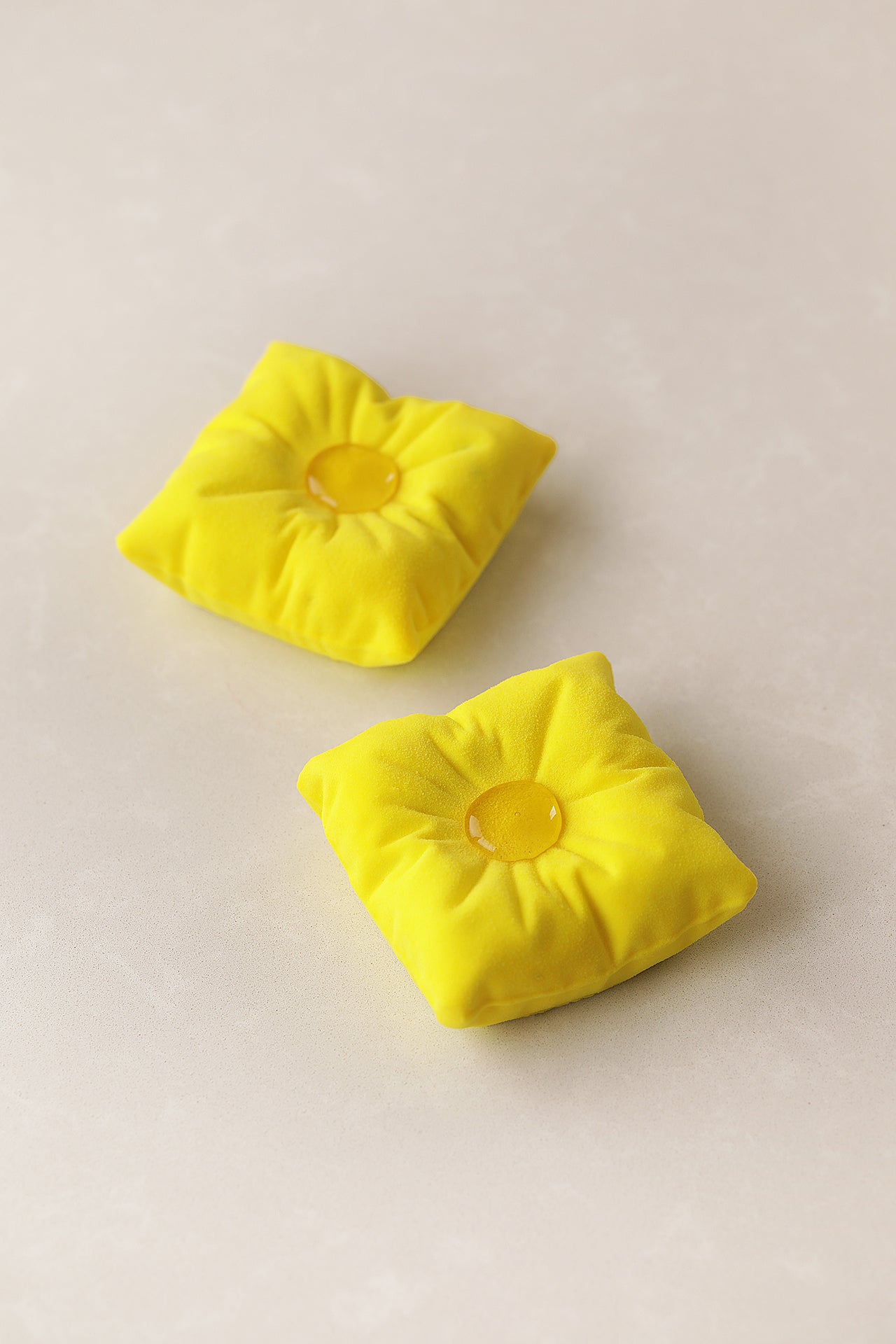 Square Pillow Mini Cake Silicone Mould, HM079