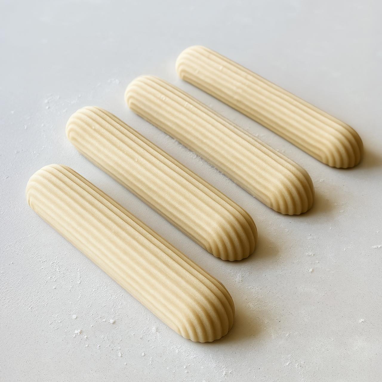 ECLAIRS Silicone Mould, HM151