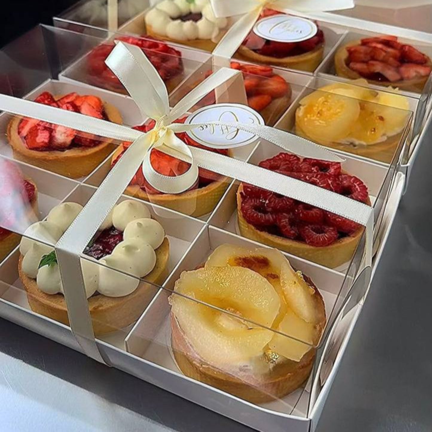 Transparent box for 4 mini cakes, CB17177MC