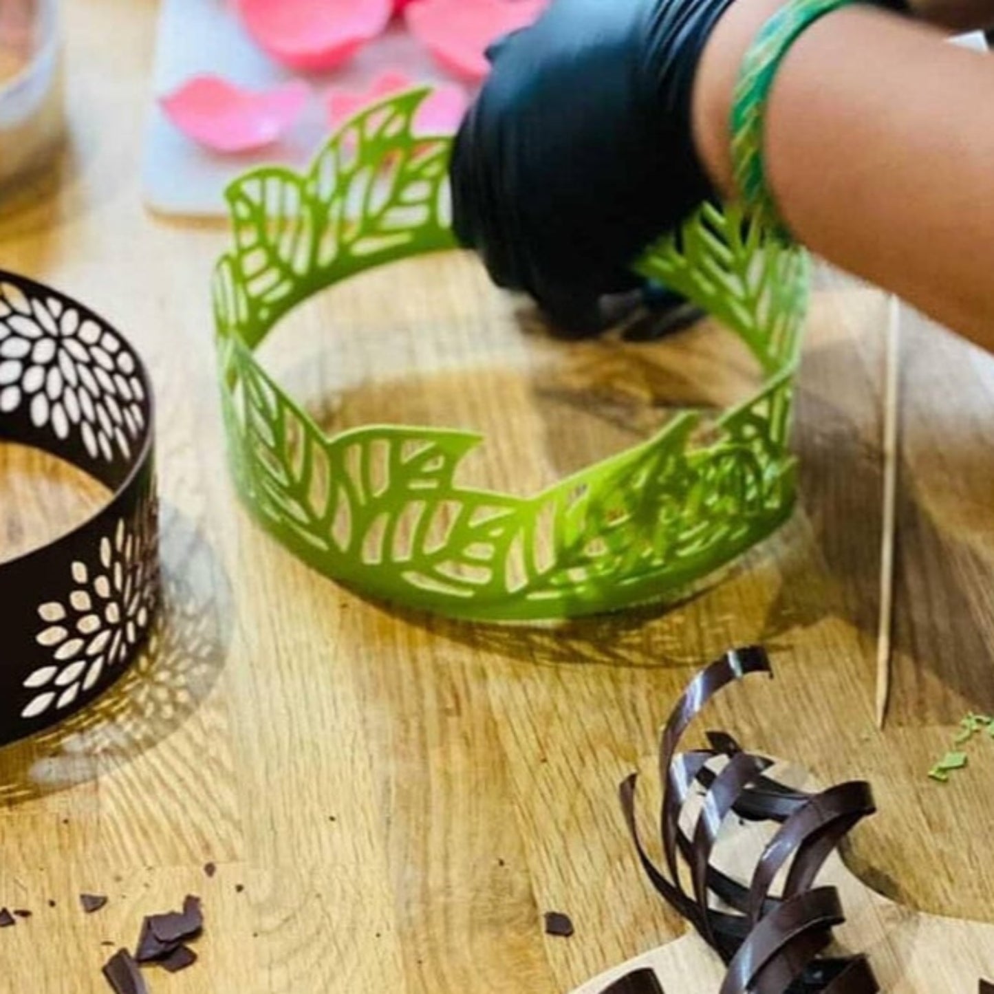 Chocolate Pattern "Open falling Leaves" CM1708