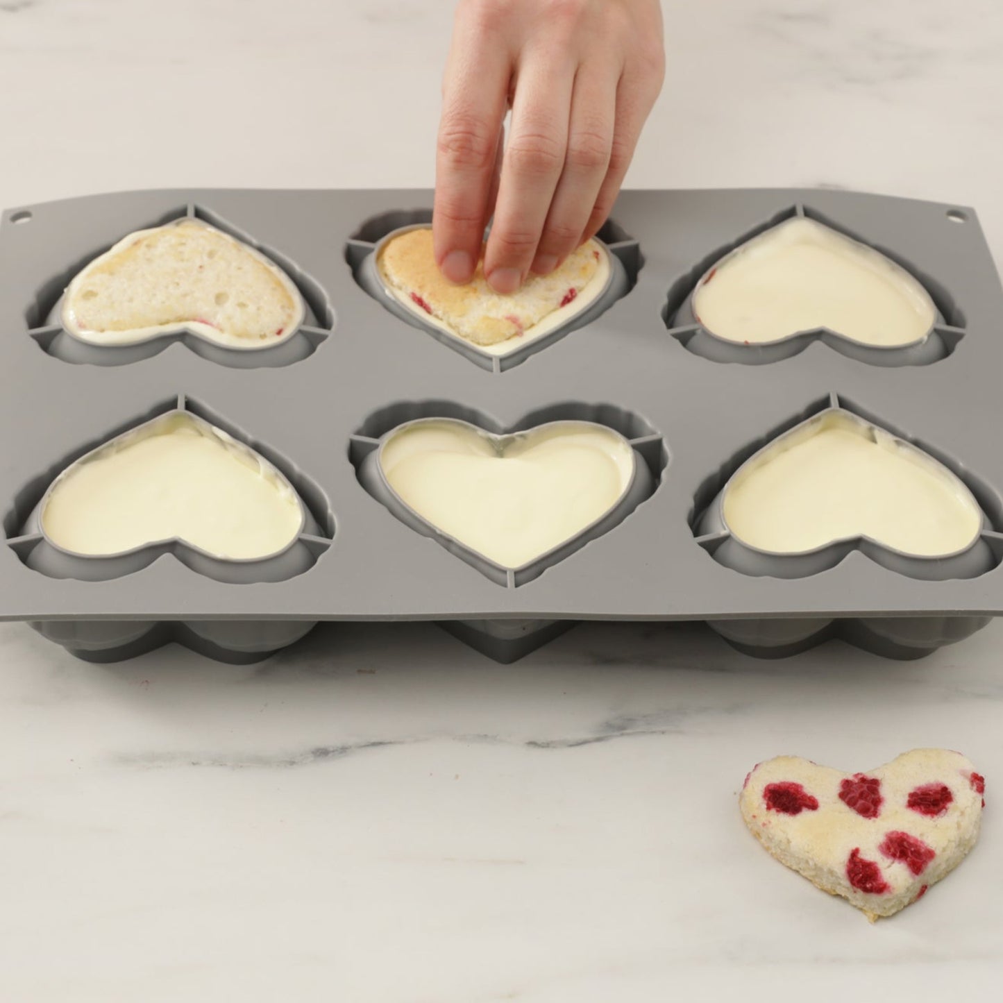 Mini Baloon Heart Cake, S014 Silicone Mould
