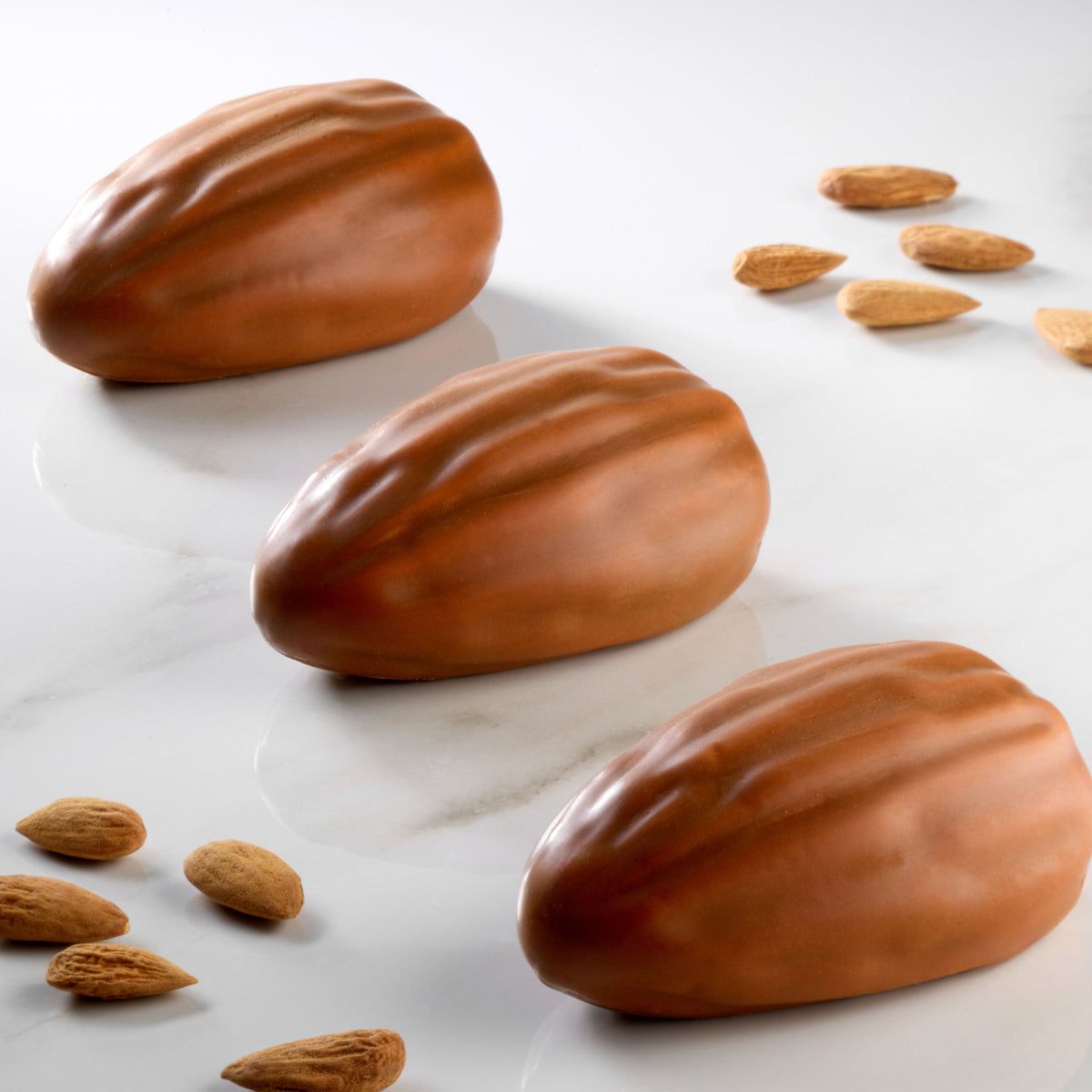 Almond Silicone mould by Emmanuele Forcone, PX43133S